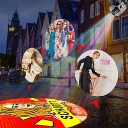 Solar Gobo Projektion mit rotierendem Glasgobo auf Festivalgelände