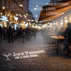 Installation eines Gobo Projektors über Eingangstür mit Markenbotschaft